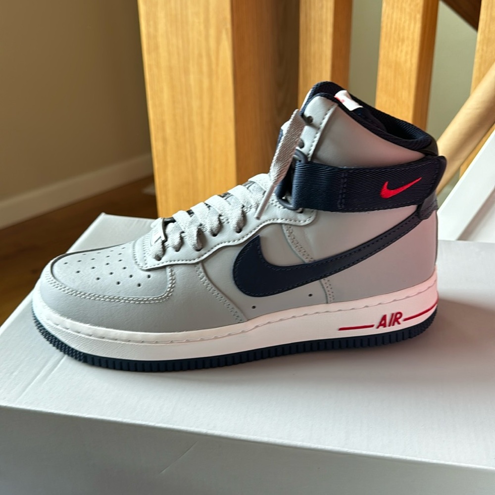 NWT girls Air Force 1